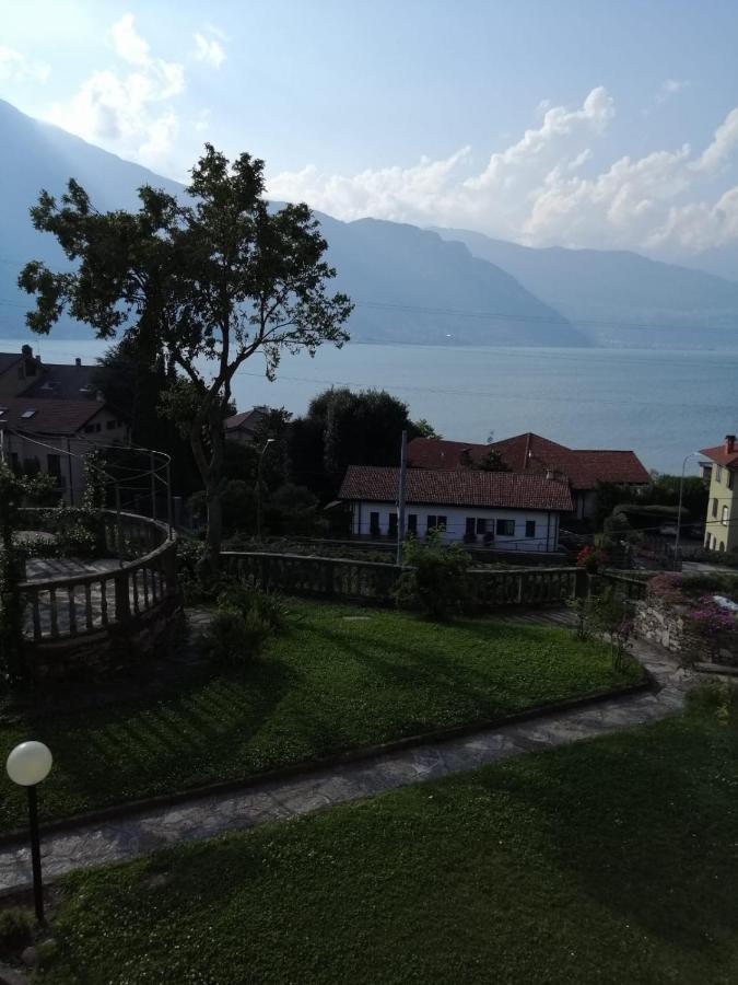 Casa Vittoria Apartment Dervio Luaran gambar