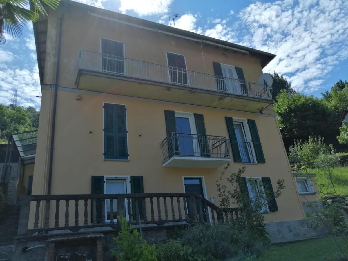 Casa Vittoria Apartment Dervio Luaran gambar